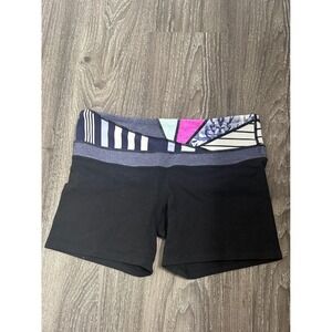 Lululemon Boogie Shorts Black Multi Pattern Waistband Low Rise Yoga Athletic 4